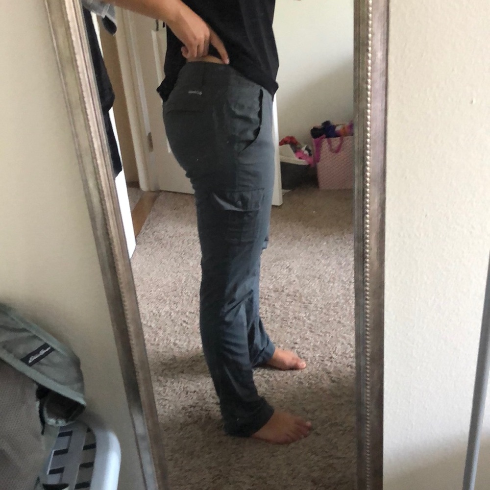 Grey Columbia Outdoor Pants with side pockets